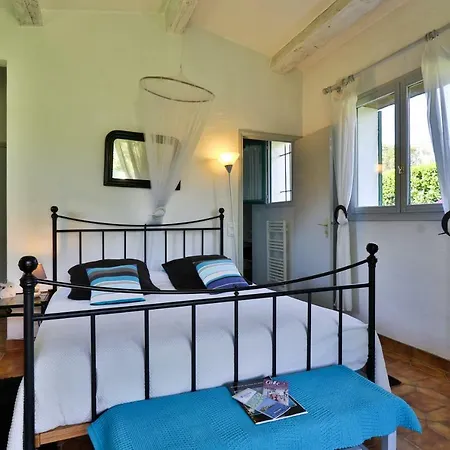 Le Clos De St Paul Holiday home *